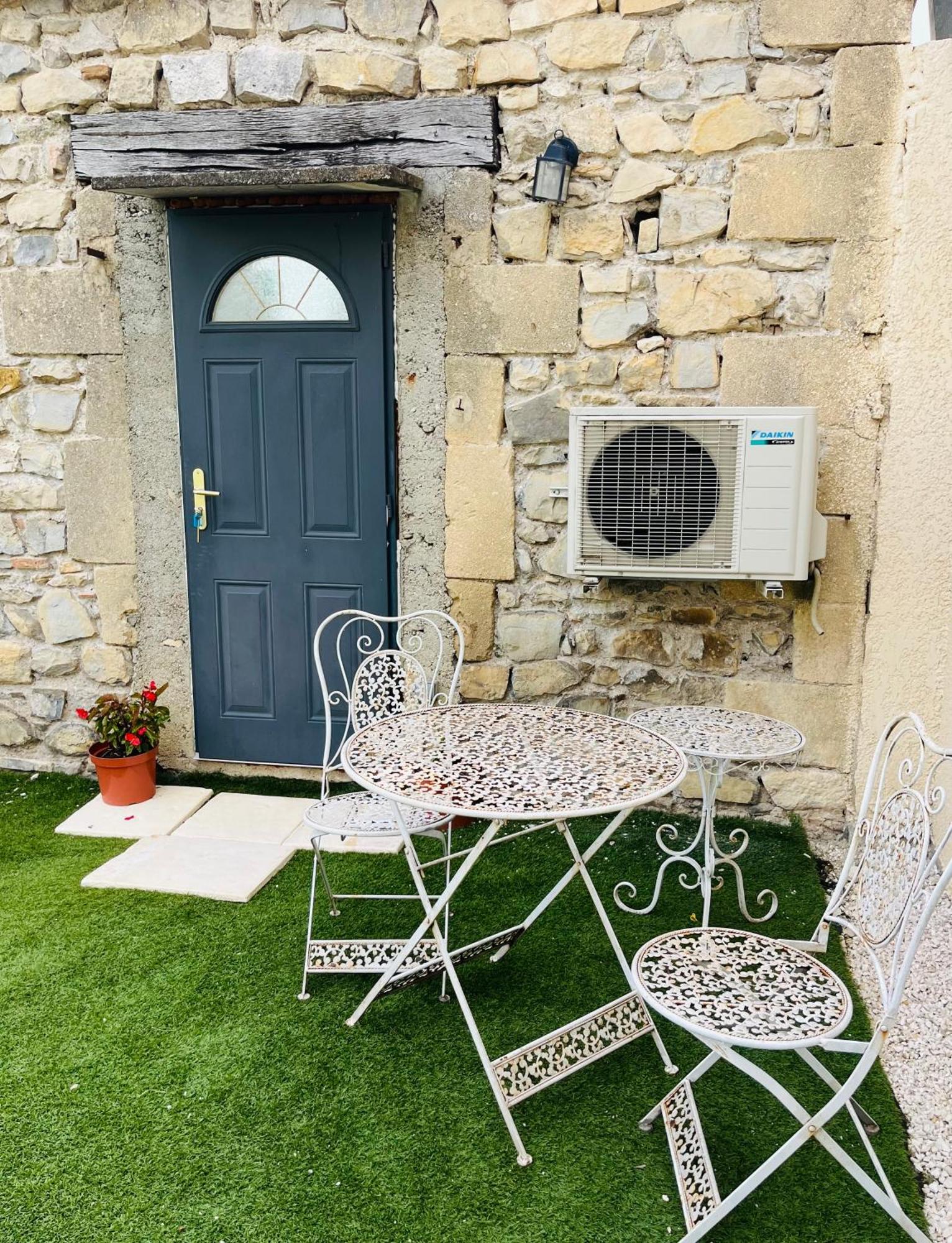 Chambre De Cottage Moulézan Exterior foto